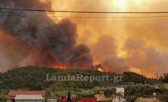 Φωτιά στην Εύβοια: Εκκενώνονται Αγία Άννα, Κερασιά και Αχλάδι