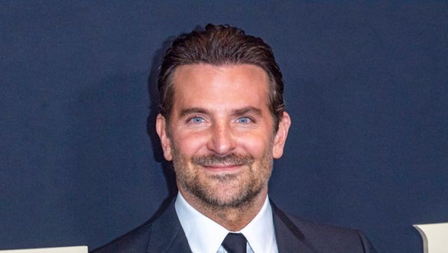 Μπράντλεϊ Κούπερ: Αγνώριστος στα γυρίσματα της ταινίας «Maestro» ως Λέοναρντ Μπερνστάιν