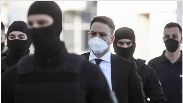 Μπάμπης Αναγνωστόπουλος: Το θέατρο διάρκειας 10 ωρών της απολογίας του - Σε ποιες αντιφάσεις υπέπεσε