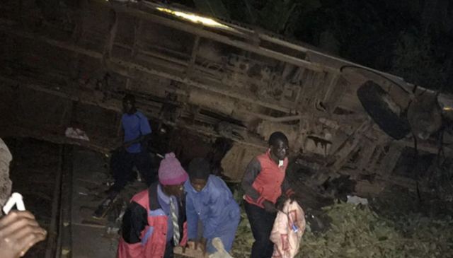 Ζιμπάμπουε: Τουλάχιστον 35 νεκροί και 71 τραυματίες σε δυστύχημα με λεωφορείο