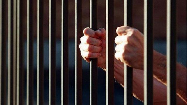 Προσπάθησε να αυτοκτονήσει μέσα στο κελί του