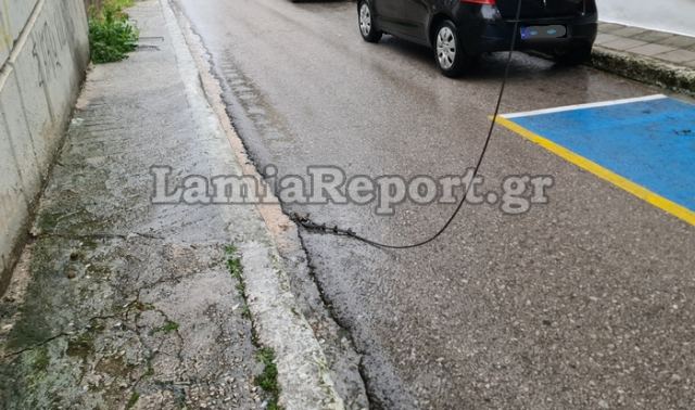 Λαμία: Έφυγε αντηρίδα από λάμπα φωτισμού (ΦΩΤΟ)