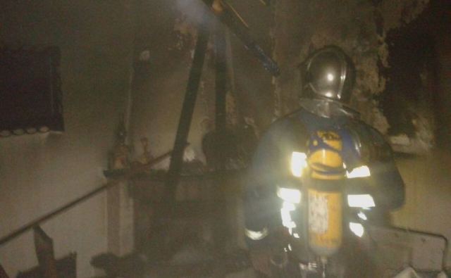 Ράχες: Πυρκαγιά σε σπίτι τη νύχτα