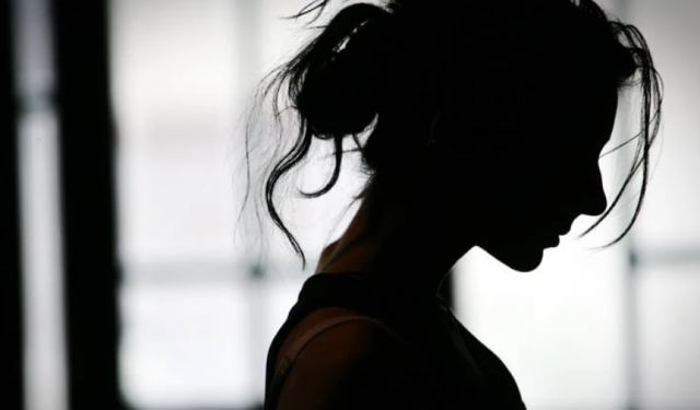 Φρίκη για μητέρα και 6χρονη κόρη που βιάστηκαν από ομάδα αντρών σε αυτοκίνητο εν κινήσει