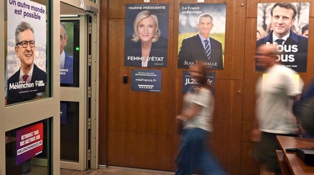 Εκλογές στη Γαλλία: Στις κάλπες από το πρωί οι Γάλλοι - Φαβορί ο Μακρόν να σπάσει την «κατάρα» και να επανεκλεγεί