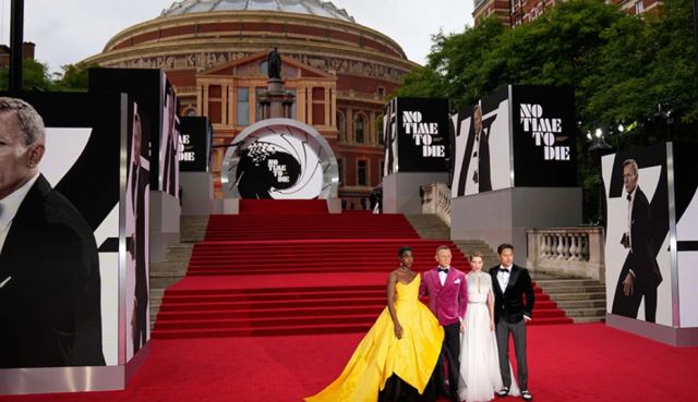 Εκδηλώσεις για τα «60 χρόνια από την πρώτη ταινία του Τζέιμς Μποντ»
