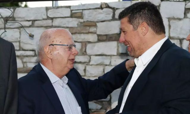 ΕΟΚ: «Μπάχαλο» και αποχώρηση Βασιλακόπουλου - Ισοψήφησε με Χριστοδούλου