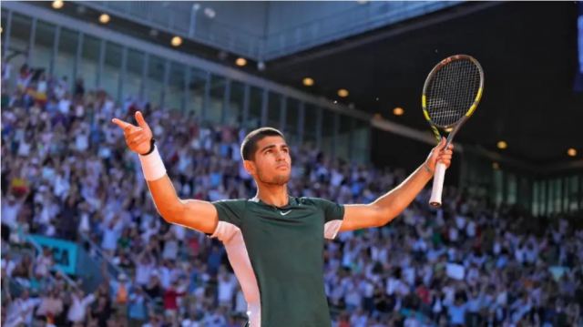 Madrid Open: Ο Αλκαράθ μετά από τον Ναδάλ απέκλεισε και τον Τζόκοβιτς