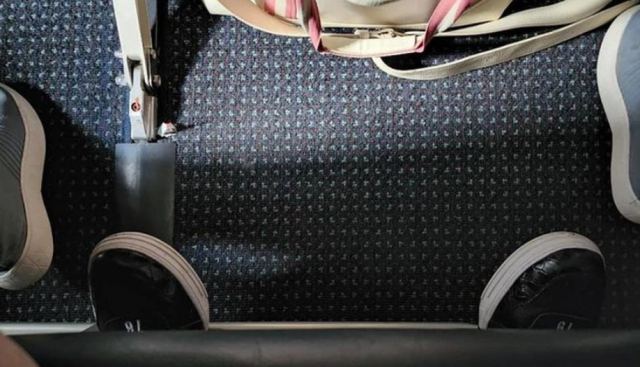 H «αγενής» κίνηση επιβάτη σε αεροπλάνο που δίχασε