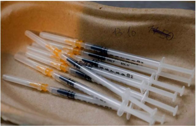 Γκίκας Μαγιορκίνης: Η 4η δόση του εμβολίου για τον κορονοϊό μπορεί να μην είναι υποχρεωτική