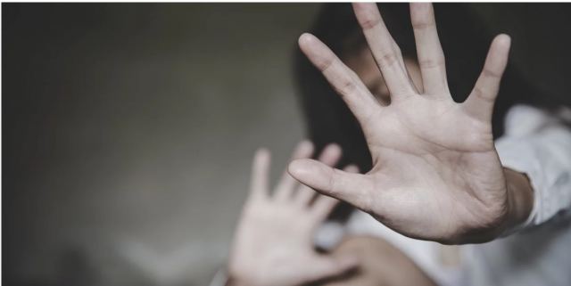 Χανιά: Έσωσε γειτόνισσα που τη χτυπούσε ο σύζυγός της -«Ούρλιαζε πως θα της ρίχνει όσες σφαλιάρες θέλει»