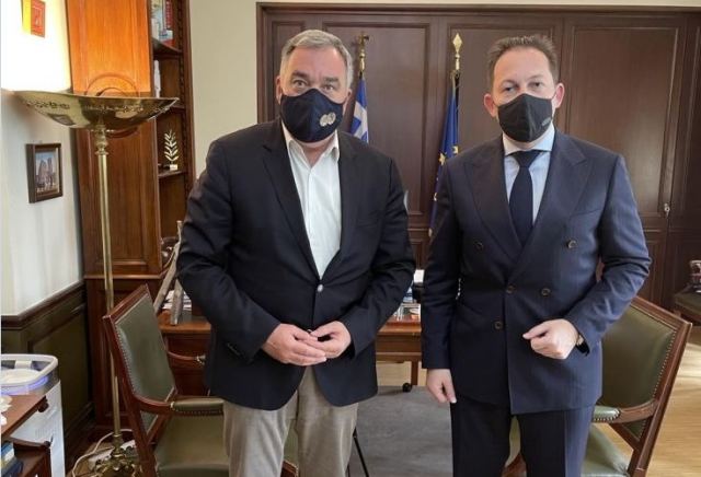 Συνάντηση Καραΐσκου - Πέτσα για τα έργα στο Δήμο Λαμιέων