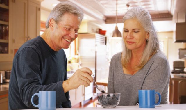 Αυτό το φρούτο προστατεύει το μυαλό και κρατά τη μνήμη δυνατή