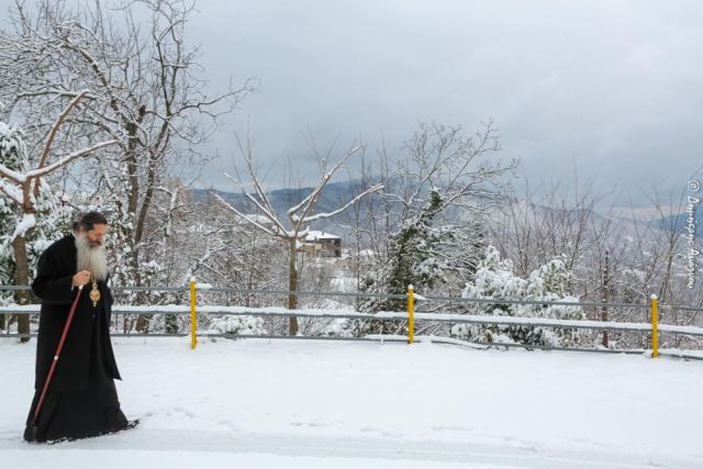 Ένα ακόμη Μοναστήρι ανθίζει στα χιονισμένα βουνά της Φθιώτιδας