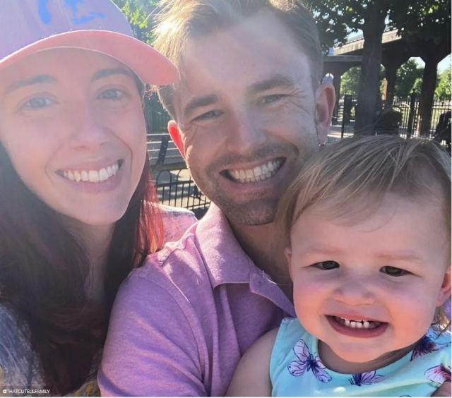 Το βίντεο του μωρού που τραγουδάει μαζί με τη μαμά του στην μπανιέρα θα σας φτιάξει την ημέρα