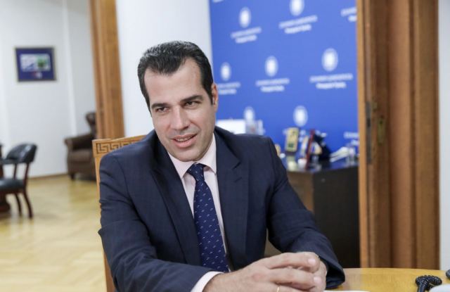 Πλεύρης για προσωπικό γιατρό: Δεν θα εφαρμοστούν τα αντικίνητρα από 1η Οκτωβρίου