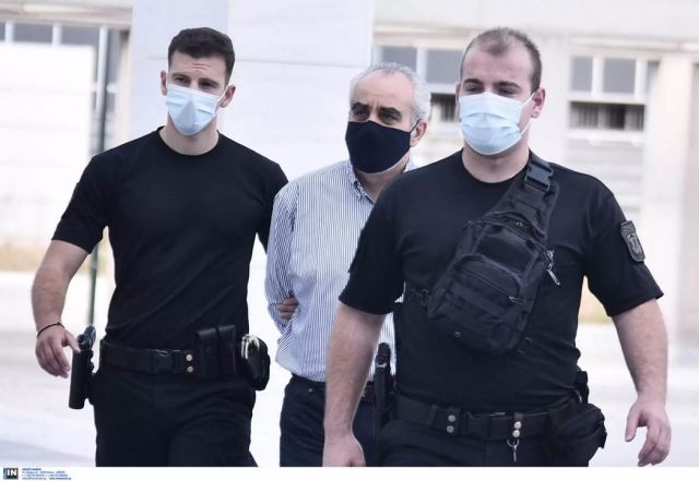 Δίκη ψευτογιατρού: Απαλλαγή για έξι ανθρωποκτονίες – Καταδίκη για πέντε απόπειρες ζήτησε ο εισαγγελέας