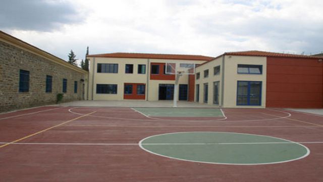 Από τι ώρα θα λειτουργήσουν αύριο τα σχολεία στο Δήμο Μακρακώμης