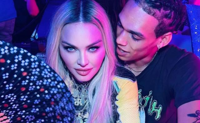 Μαντόνα: Ελεύθερη ξανά - Χώρισε με τον κατά 41 χρόνια νεότερο σύντροφό της