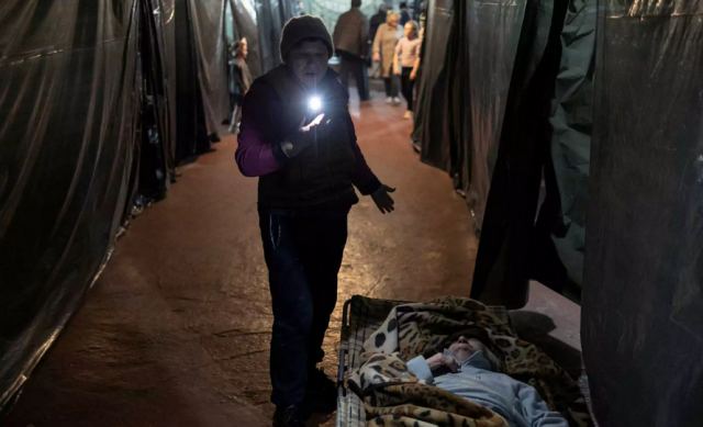 Πόλεμος στην Ουκρανία: Αδύνατη η εκκένωση του Αζότ από αμάχους - 38 παιδιά ανάμεσά τους