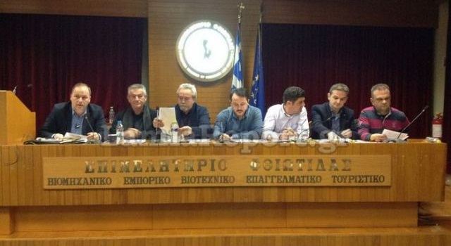 Επιμελητήριο: Ζητάει πίσω τα «κουρεμένα» - Βάζει πλάτη για ΠΕΛ