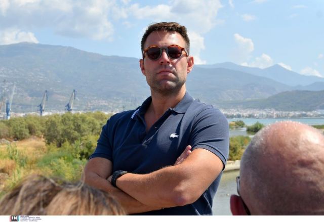 ΣΥΡΙΖΑ: Οι σπασμωδικές κινήσεις Κασσελάκη πριν την κρίσιμη ΚΕ και η «ντρίμπλα» με την αλλαγή ονόματος