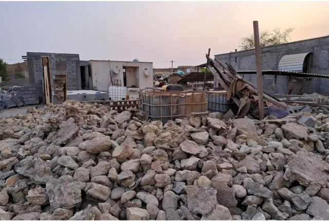 Ιράν: Πέντε νεκροί και 100 τραυματίες από σεισμούς που ισοπέδωσαν ένα χωριό