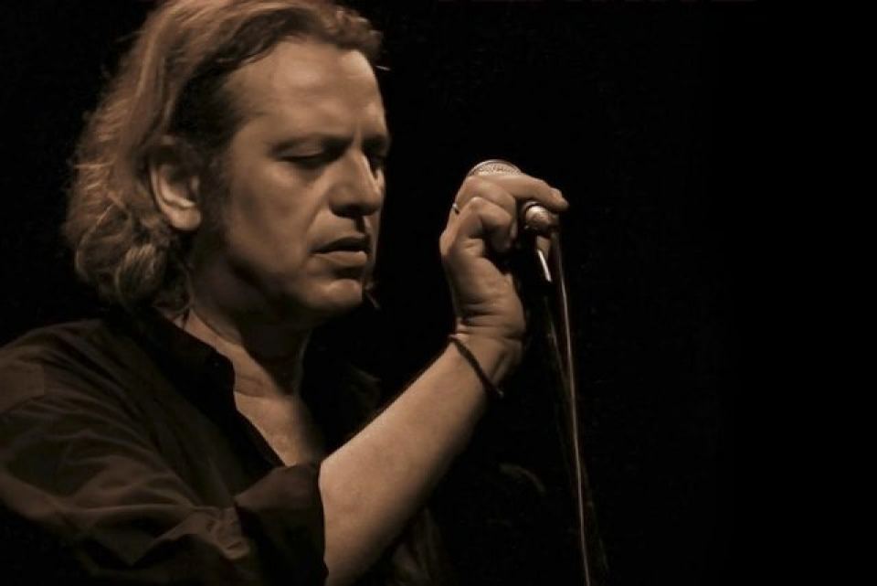 Χριστούγεννα στη “Χώρα” με τον Δημήτρη Ζερβουδάκη!