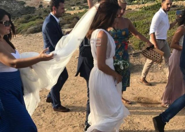 Άννα Μπουσδούκου - Σταύρος Ιωαννίδης: Τα πρώτα 24ωρα ως νιόπαντροι στην Αντίπαρο [pics]