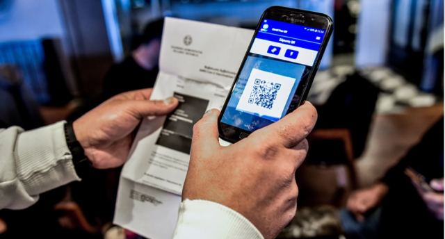 Μέτρα κατά του κορωνοϊού: Τέλος στα πιστοποιητικά και στα τεστ στους μαθητές - Τι θα γίνει με τις μάσκες