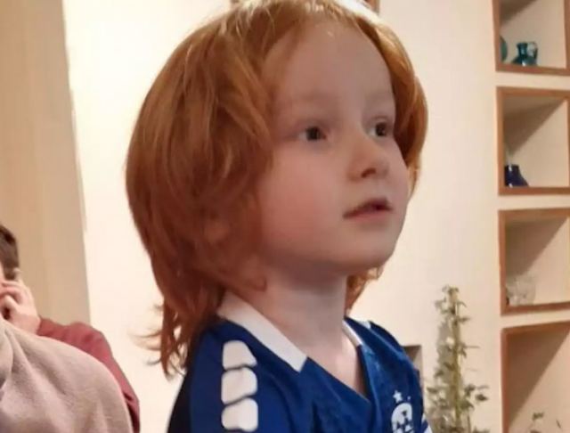 Αρπαγή 6χρονου Κηφισιά: «Θέλω μόνο να βρεθεί το παιδί μου» λέει η μητέρα του