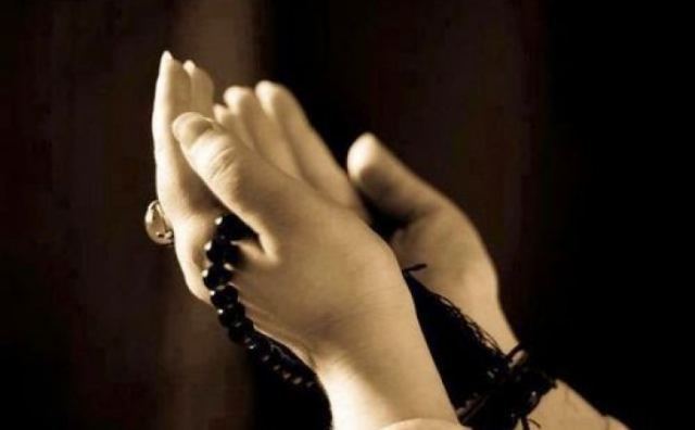 «Δάγκωσε» θύματα και στο Βόλο η Λαμιώτισσα θεούσα