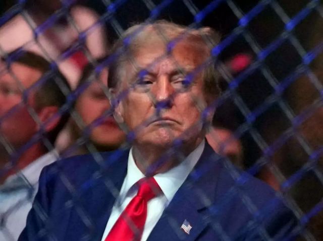 Ο Ντόναλντ Τραμπ απειλεί: Οι οπαδοί μου δύσκολο να αποδεχθούν μια ποινή φυλάκισης