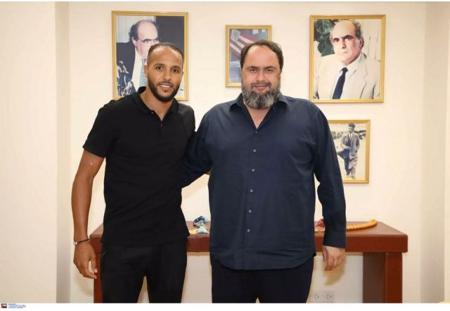 Ολυμπιακός: Ο Γιουσέφ Ελ Αραμπί έκανε ανάρτηση με τον Βαγγέλη Μαρινάκη μετά την ανανέωση