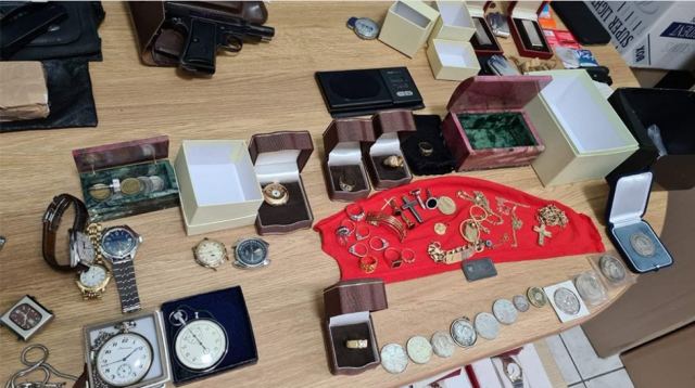 Άγιος Παντελεήμονας: Συνελήφθη ληστής ετών 70 με... αδυναμία στα ρολόγια Rolex