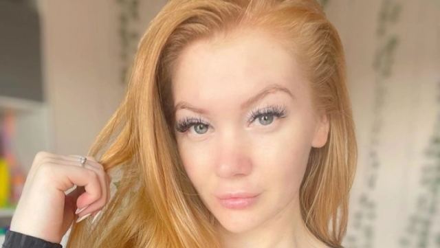 Εργαζόμενη του OnlyFans έσωσε πελάτη της: Παρατήρησε σε βιντεοκλήση ότι είχε καρκίνο στα γεννητικά του όργανα