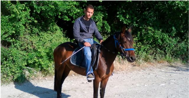 Εξαφάνιση 31χρονου στο Μεσολόγγι: Εθελοντές με εκπαιδευμένα σκυλιά και drone ψάχνουν τον Μπάμπη