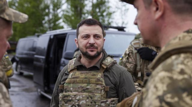 Ζελένσκι: «Πολύ νωρίς» για να χαρούμε για τις εξαγωγές σιτηρών