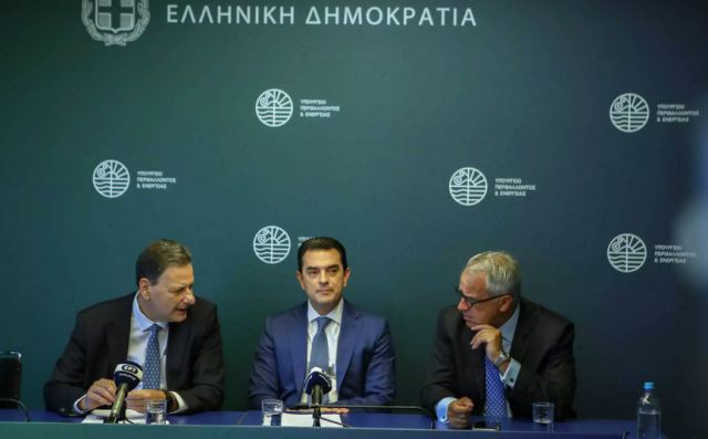 Μέτρα εξοικονόμησης ενέργειας στο Δημόσιο: Live οι ανακοινώσεις Βορίδη, Σκρέκα, Σκυλακάκη
