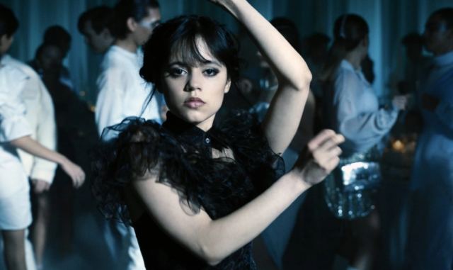 Wednesday: H Tζένα Ορτέγκα κέρδισε βραβείο για την ερμηνεία της στη σειρά