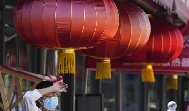 Κίνα - κορωνοϊός: Οργή μετά την έφοδο αξιωματούχων σε δεκάδες σπίτια - Αναζητούν επαφές κρουσμάτων