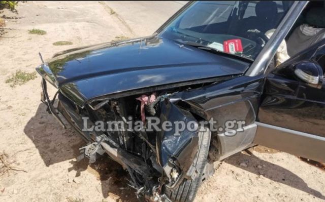 Στυλίδα: Τροχαίο σε διασταύρωση με έναν τραυματία - ΦΩΤΟ