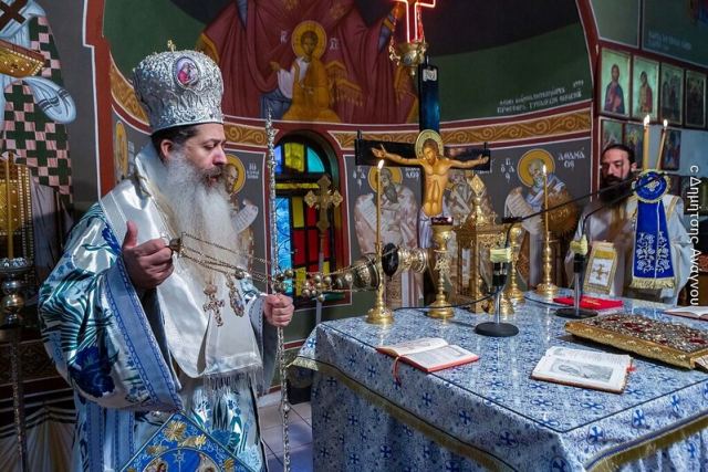 Ο Μητροπολίτης Φθιώτιδας κοντά στους εργαζόμενους της ΛΑΡΚΟ