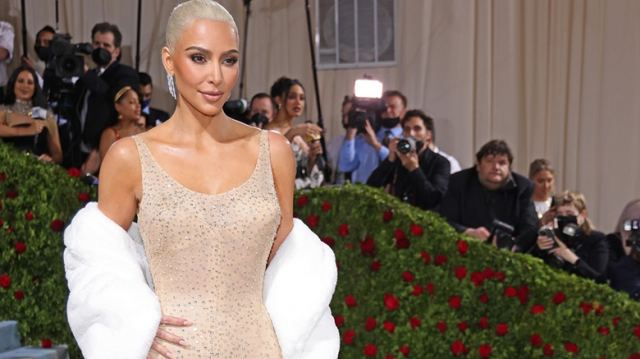 Κιμ Καρντάσιαν: Η δίαιτα που έκανε για να «μπει» στο φόρεμα της Μέριλιν Μονρόε της προκάλεσε ψωριασική αρθρίτιδα