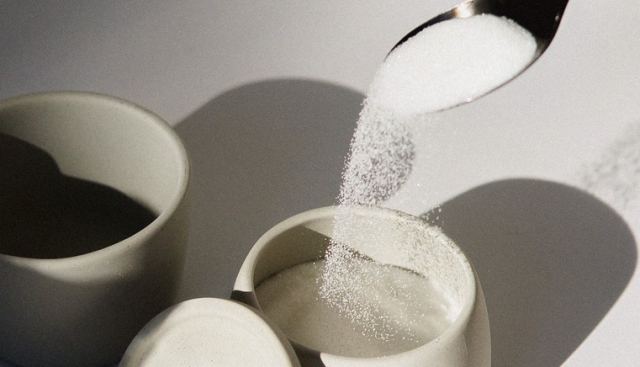 Ασπαρτάμη: Ο ΠΟΥ την καταχώρησε επίσημα ως πιθανώς καρκινογόνα