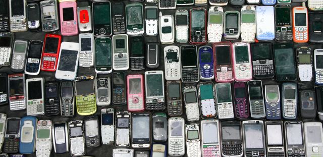 Πώς θα ήταν η ζωή μας χωρίς smartphone;