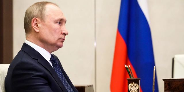 «Ο Πούτιν τρέμει τις νύχτες για την υγεία του»: Τι αναφέρει πηγή στο Telegram - Φήμες και για σωσία