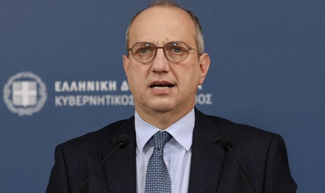 Οικονόμου για επίδομα καυσίμων: Έχουν γίνει 62.500 αιτήσεις μέσα σε λίγες ώρες