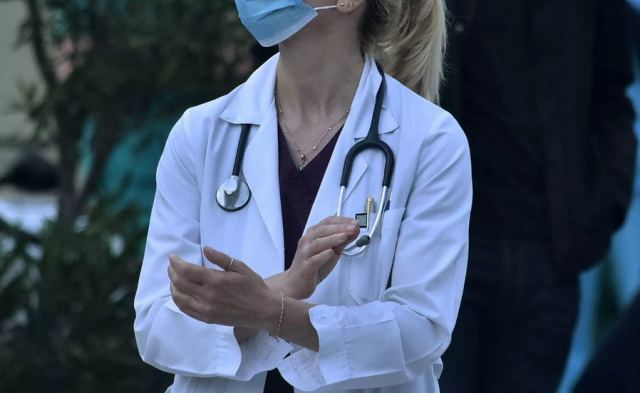 Προσωπικός γιατρός: Παρατείνεται έως 1η Δεκεμβρίου η μη επιβολή αυξημένης συμμετοχής σε όσους δεν έχουν εγγραφεί