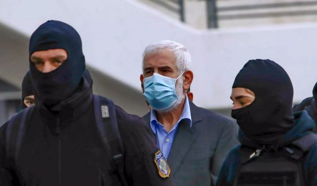 Πέτρος Φιλιππίδης: «Μπορεί να κάνει χειρουργείο ακόμα και σήμερα, αλλιώς θα πεθάνει» λέει ο δικηγόρος του